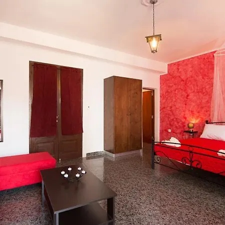 Knights Of Old Town Apartment