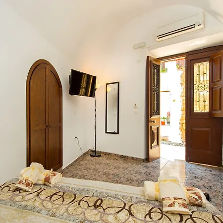 Apartment Knights Of Old Town