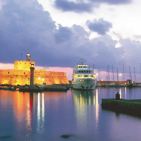 Knights Of Old Town Apartment *