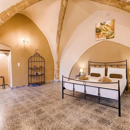 Knights Of Old Town Apartment *