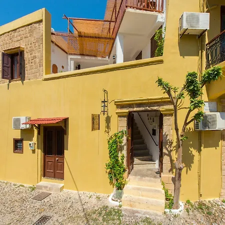 Knights Of Old Town Apartment *