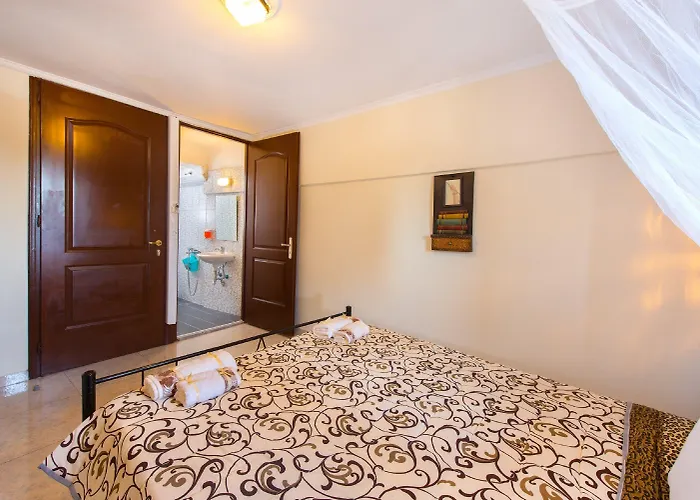 Knights Of Old Town Rhodes City