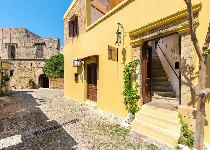 Knights Of Old Town * Rhodes City