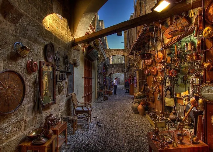 Knights Of Old Town Apartment